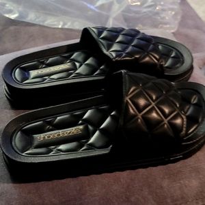 Black quilted, shoe dazzle slides, flip flops